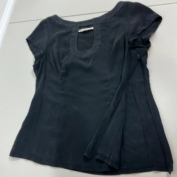 Nanette Lepore black blouse in silk gently worn - Picture 1 of 4